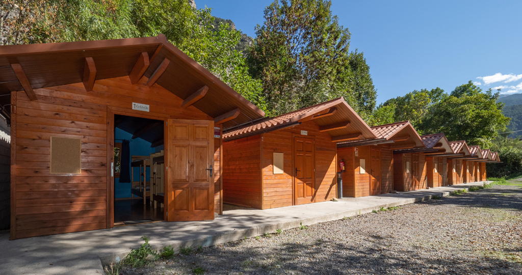 Empresa Océano Atlántico - Servicios - Campamento Saravillo Pirineos - Albergue - España - Aragón - Zaragoza